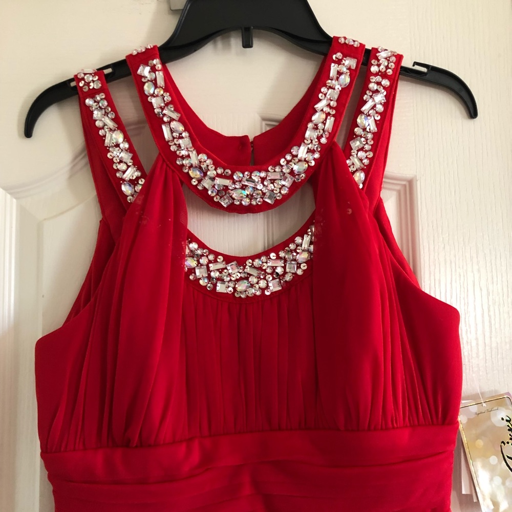Party Dress - Picture 4 of 6